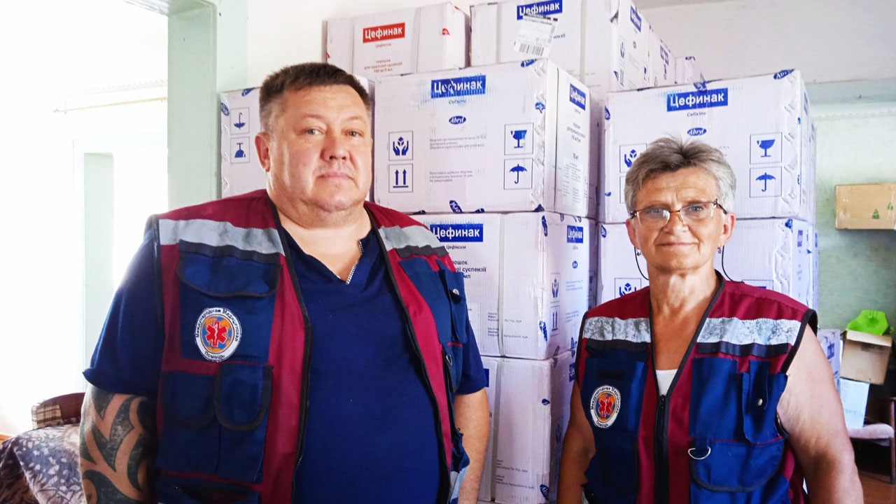 Переданные УПЦ антибиотики уже доставлены в Станицу Луганская